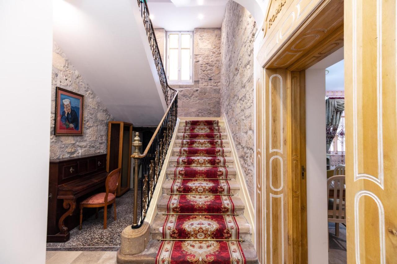 Chambre A Baldaquin Maison De L'Eglise Du Couvent นาร์บอนน์ ภายนอก รูปภาพ